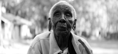 Images of the documentary "Nyumba Mbooke"